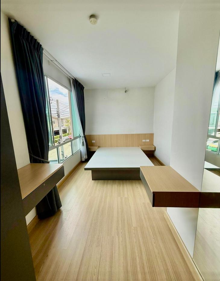 picture Corner Townhome for Sale at Pruksa Ville Ramindra – Phraya Suren Fully Built-in | Extended Kitchen | Move-in Ready | Excellent Location - 13/21