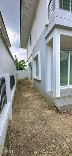 รูป 🔥 ขายบ้านแฝด หมู่บ้านกรูฟวิลล์ ลำลูกกาคลอง 4 Groove Ville Lamlukka Khlong 4 ใกล้รถไฟฟ้าและฟิวเจอร์พาร์ค รังสิต - รูปที่ 2/19