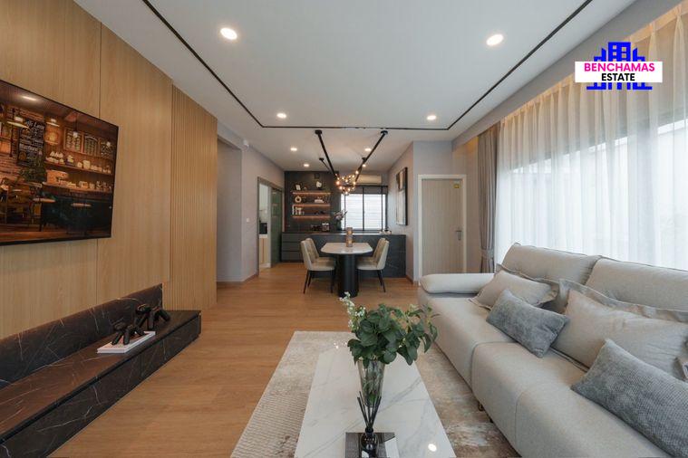 รูป 🔥 ขาย บ้านเดี่ยว Perfect Place สุขุมวิท 77 เฟส 9 ตกแต่งจัดเต็มสไตล์ Modern luxury บิ้วอินใหม่ทั้งหลัง ✨ ไม่เคยเข้าอยู่ ทำเลดีใกล้โรบินสันลาดกระบัง - รูปที่ 2/21