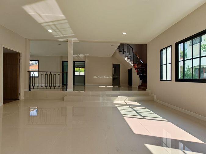 รูป ขายบ้านรีโนเวทใหม่ ลดาวัลย์ ปิ่นเกล้า-บรมราชชนนี หลังริม เนื้อที่ 117 ตร.ว. 4 นอน 4 น้ำ ลดทันที 3 ล้าน เหลือ 9.9 ล้าน - รูปที่ 11/55