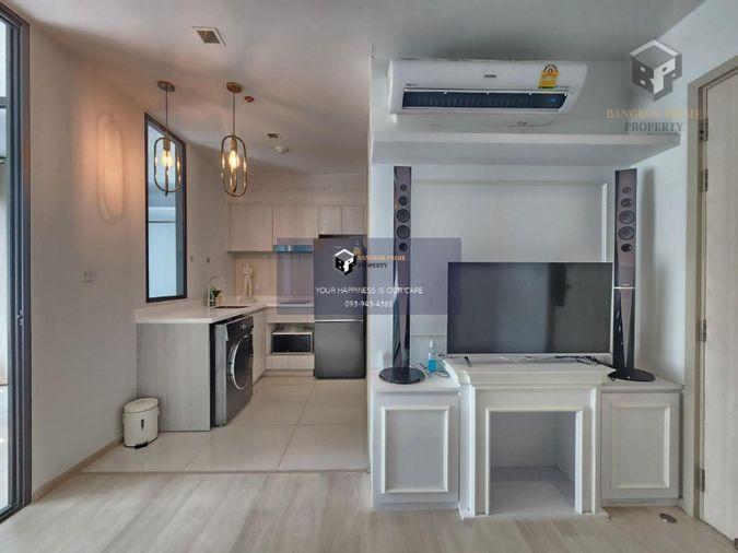 picture Life One Wireless | Built-in bed + bookshelf + TV stand + Walk-in Closet #2026032514253 - 7/11