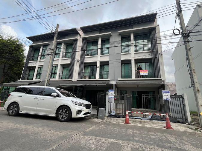 รูป AL-ZF_026| ทาวน์โฮม 3.5 ชั้น โครงการ บ้านกลางเมือง งามวงศ์วาน (หลังริม) ใกล้รถไฟฟ้าสายสีแดง (สถานีบางเขน)   (ราคาถูก! 4,000,000 บาท) - รูปที่ 26/38