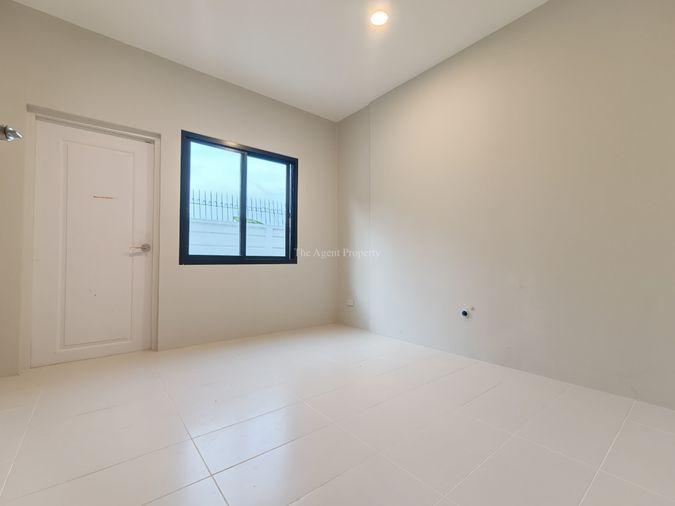 รูป ขายบ้านรีโนเวทใหม่ นันทวัน วงแหวน-รัตนาธิเบศร์ หลังริม เนื้อที่ 108.5 ตร.ว. หลังริม 5 นอน 5 น้ำ โครงการคุณภาพ Land & Houses บางใหญ่ ลดทันที 1 ล้านบาท - รูปที่ 18/47