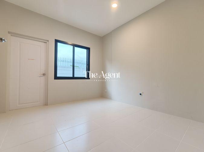 รูป ขายบ้านรีโนเวทใหม่ นันทวัน วงแหวน-รัตนาธิเบศร์ หลังริม เนื้อที่ 108.5 ตร.ว. หลังริม 5 นอน 5 น้ำ โครงการคุณภาพ Land & Houses บางใหญ่ ลดทันที 1 ล้านบาท - รูปที่ 18/47
