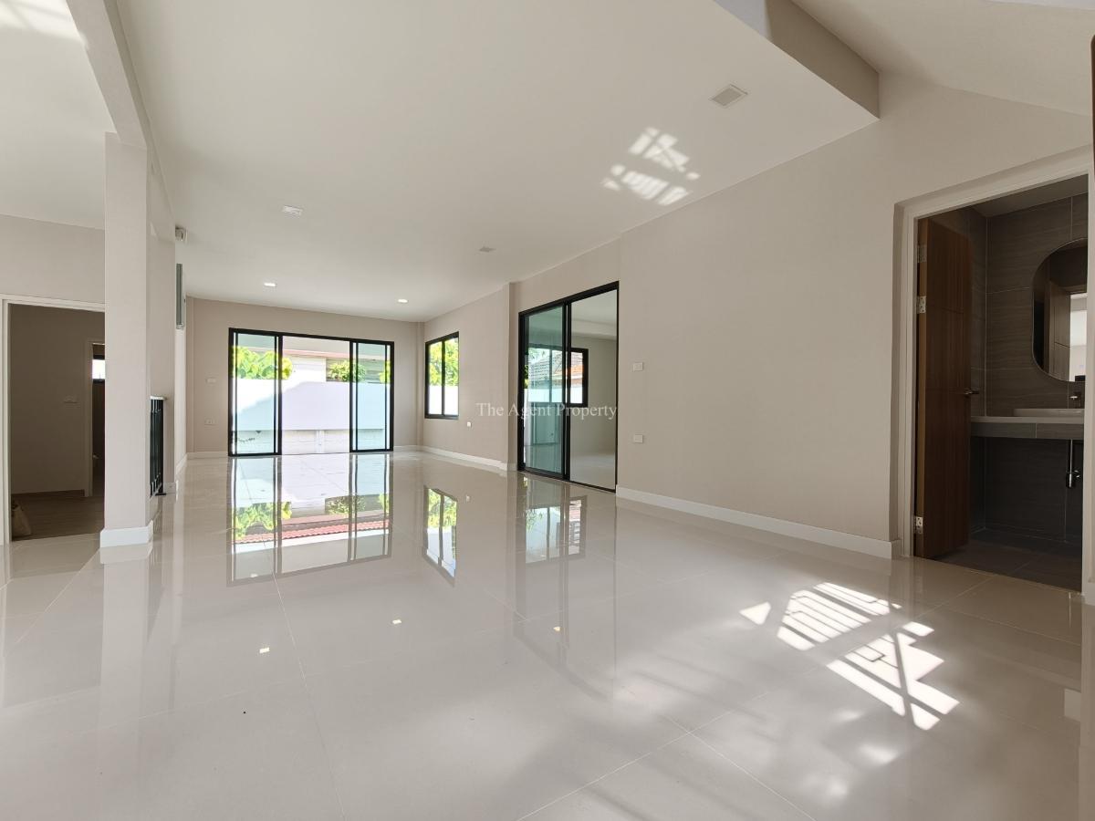 รูป ขายบ้านรีโนเวทใหม่ ลดาวัลย์ ปิ่นเกล้า-บรมราชชนนี หลังริม เนื้อที่ 117 ตร.ว. 4 นอน 4 น้ำ ลดทันที 3 ล้าน เหลือ 9.9 ล้าน - รูปที่ 17/55