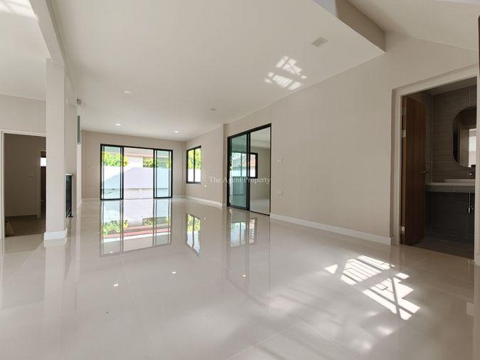 รูป ขายบ้านรีโนเวทใหม่ ลดาวัลย์ ปิ่นเกล้า-บรมราชชนนี หลังริม เนื้อที่ 117 ตร.ว. 4 นอน 4 น้ำ ลดทันที 3 ล้าน เหลือ 9.9 ล้าน - รูปที่ 17/55