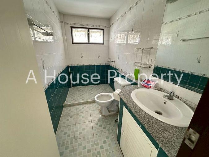 picture Single house for sale in Piyawat 2 project, Ang Sila, Chonburi. Beautiful house, move in Ready - 11/15