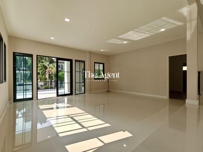รูป ขายบ้านรีโนเวทใหม่ ลดาวัลย์ ปิ่นเกล้า-บรมราชชนนี หลังริม เนื้อที่ 117 ตร.ว. 4 นอน 4 น้ำ ลดทันที 3 ล้าน เหลือ 9.9 ล้าน - รูปที่ 10/55