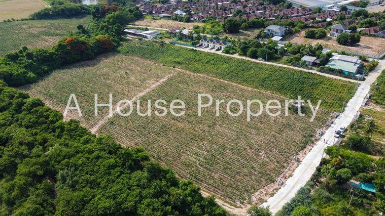 picture Beautiful plot of land for sale in Bowin, a prime location surrounded by leading housing projects. - 4/4