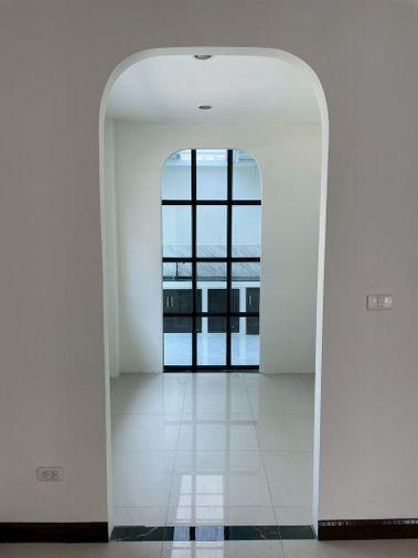 รูป ขายด่วน บ้านเดี่ยว The Complete ศรีราชา ทำเลศักยภาพ ราคาคุ้มค่า - รูปที่ 5/10