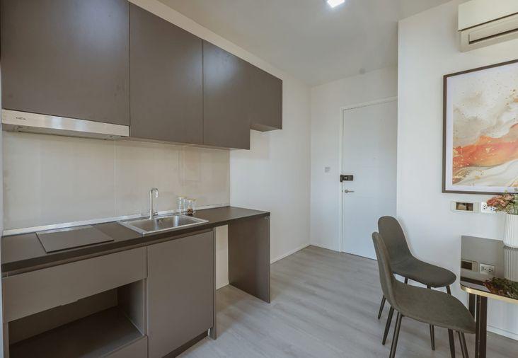 รูป 🔥ขายด่วน คอนโดห้องมุม Brown Condo Ratchada 32 บราวน์ คอนโด รัชดา 32  แต่งใหม่ ใจกลางรัชดา  💰 เฟอร์ครบพร้อมอยู่ ใกล้ MRT ลาดพร้าว - รูปที่ 7/16