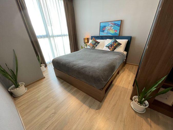 รูป P-51680 — ให้เช่าคุ้มๆ คอนโด อาคาร A ชั้น 6 Taka Haus Ekamai 12 รูปแบบ 1 นอน 1 น้ำ วิวสระและสวน ใกล้ BTS เอกมัย 085-592-2897 Line: @easythaihome - รูปที่ 1/9