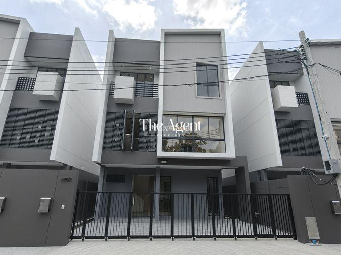 รูป ขายบ้านเดี่ยว Feel Town ลาดพร้าว 101 บ้านมือ1 พร้อมอยู่ 3 ชั้น เนื้อที่ 40 ตร.ว. 4 นอน 5 น้ำ 3 จอด ใกล้ MRT ลาดพร้าว101 CDC Central EastVille - รูปที่ 50/52