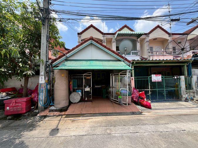 รูป ⭐✨TH-011 ขายทาวน์เฮาส์ รติรมย์ 3 ( Baan Ratirom 3 )✨⭐ - รูปที่ 1/1