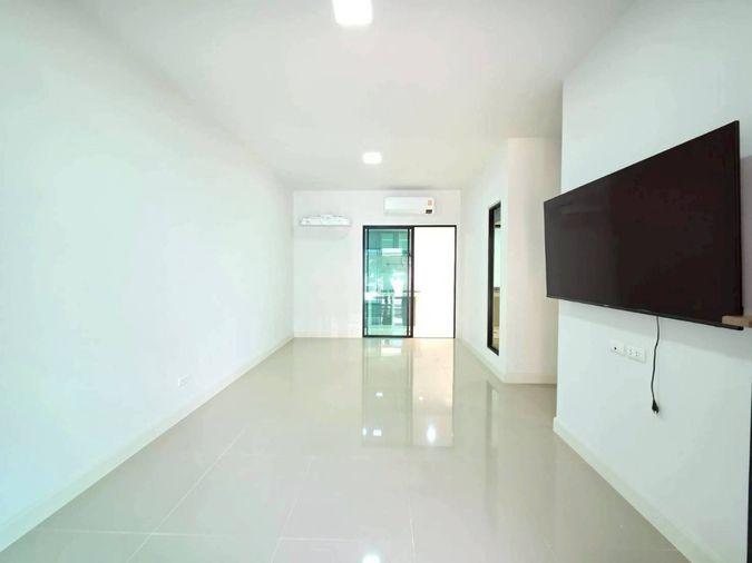 picture ⭐✨ TH-008 Townhome for Sale – Siri Place Bangyai ✨⭐ - 3/16