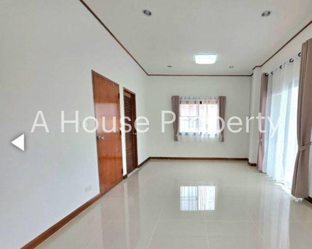 picture Single house for sale in the quality Sam Mukh Thani project, Bang Saen. Convenient access. - 5/10
