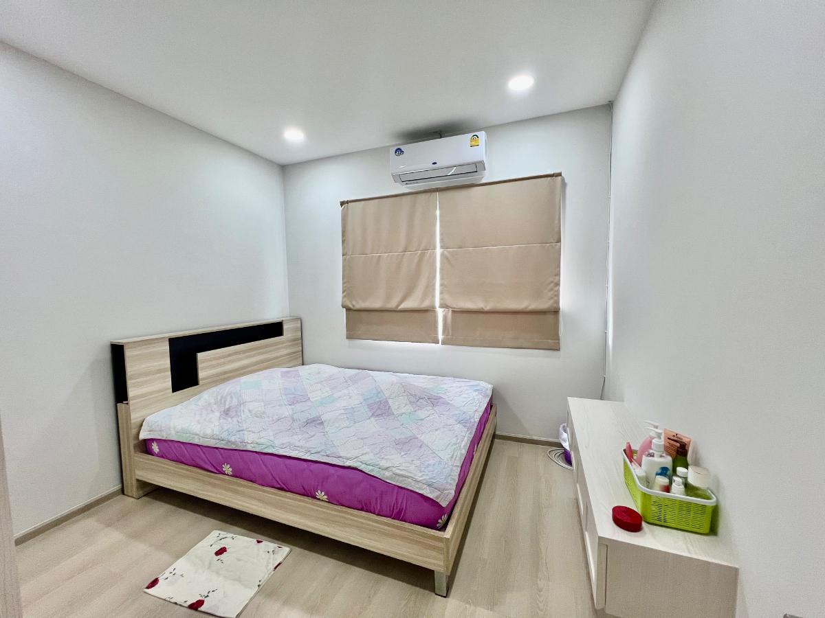 รูป ขายด่วน Townhome 2 ชั้น Indy Westgate | บ้านสวย ตกแต่งครบ Built-in ทั้งหลัง | ทำเลคลองบางไผ่–บางบัวทอง ใกล้ MRT คลองบางไผ่ - รูปที่ 24/33