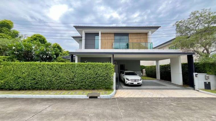 picture 🔥 Luxury Corner House for Sale Centro Ratchapruk 2 | Near MRT Purple Line - 1/9