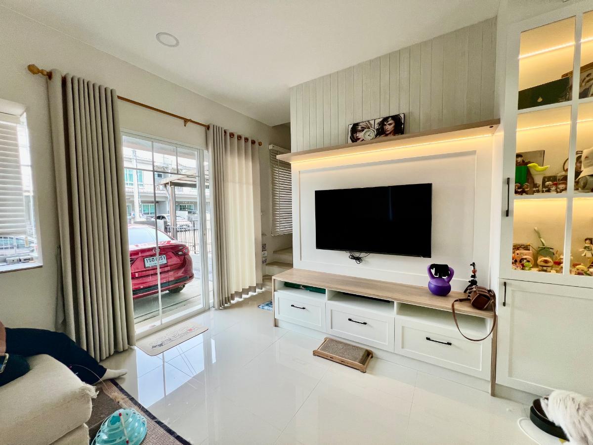 รูป ขายด่วน Townhome 2 ชั้น Indy Westgate | บ้านสวย ตกแต่งครบ Built-in ทั้งหลัง | ทำเลคลองบางไผ่–บางบัวทอง ใกล้ MRT คลองบางไผ่ - รูปที่ 14/33