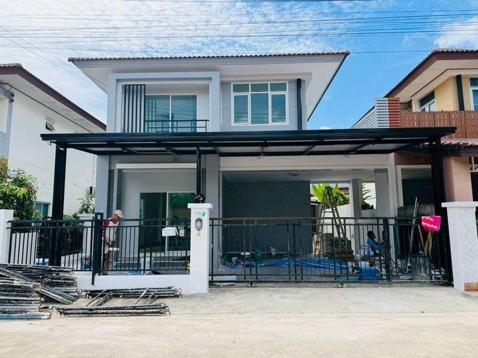 picture Twin house for sale in Thada Town Aura Nong Kho, Sriracha, Chonburi. - 1/14