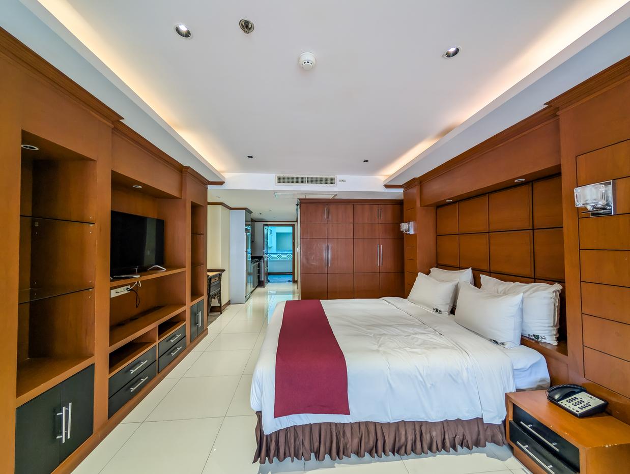 รูป Tara Court Studio Condo for Rent Pratumnak Hill - รูปที่ 4/13