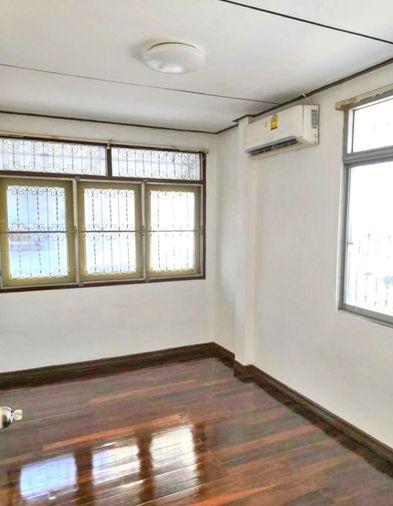 picture Hk0033, House for rent 3 Br., Huai Khwang - 5/7
