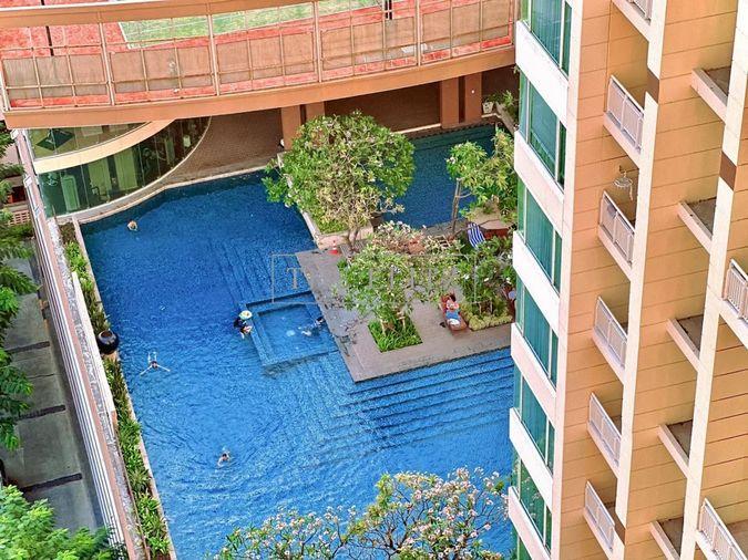 รูป ✨Timeless Chicago-style luxury in the heart of Sathorn. Spacious layout with high ceilings. Rare unit available for sale ✨ - รูปที่ 2/8