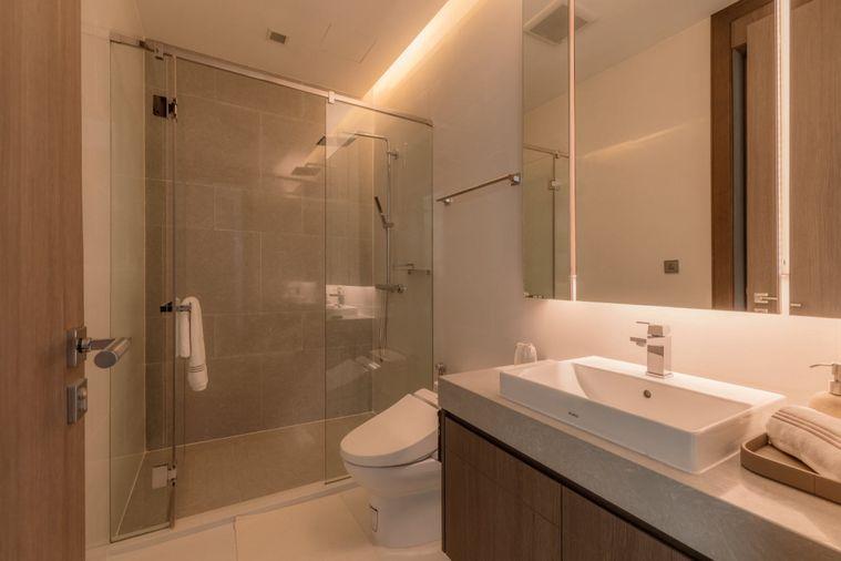 รูป ห้องว่าง* ✅ ✅ ให้เช่า - Q 1 Sukhumvit , Super Luxury 2 ห้องนอน พร้อมเข้าอยู่ ติดต่อไลน์ @bktasset หรือโทร 095-325-8928 - รูปที่ 16/19