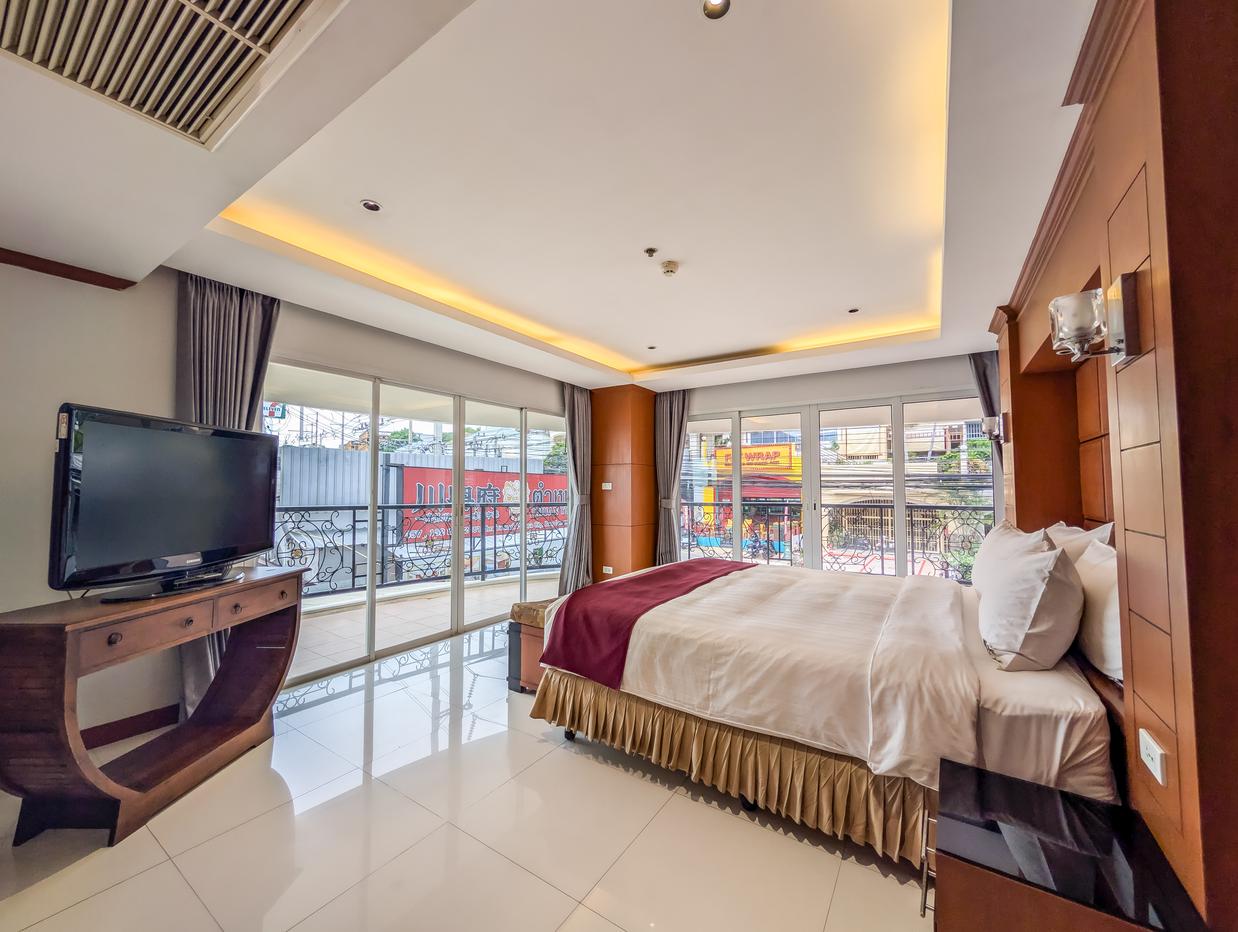 picture Tara Court 2 Bedroom Condo for Rent Pratumnak Hill - 7/16