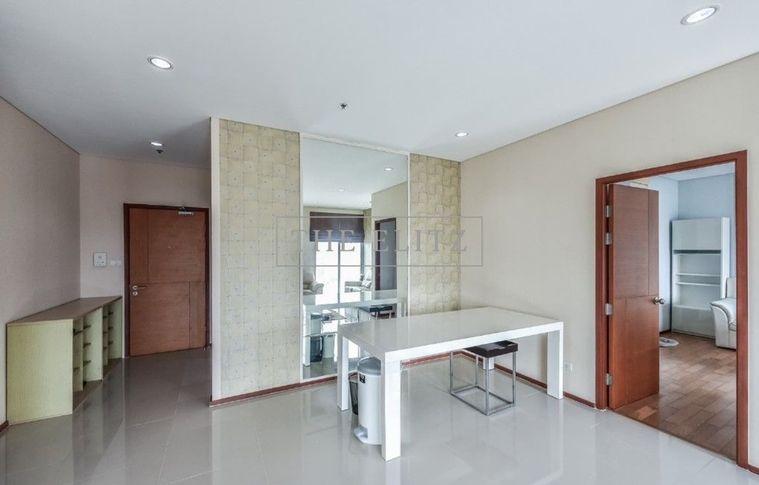 รูป ✨ Live in the Heart of the CBD – Just Steps from BTS Krung Thon Buri ✨ - รูปที่ 5/19