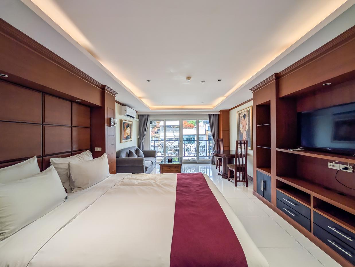 รูป Tara Court Studio Condo for Rent Pratumnak Hill - รูปที่ 3/13