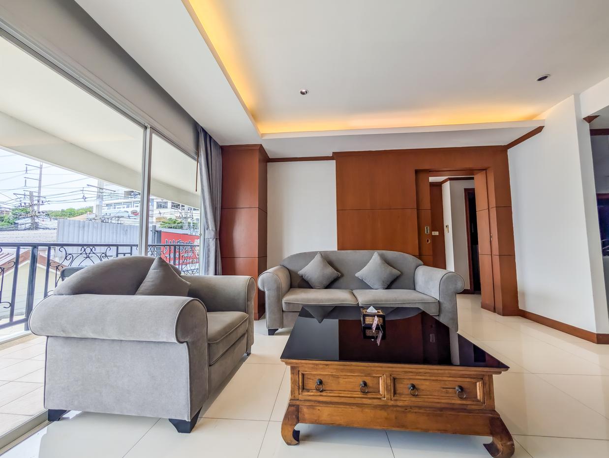 picture Tara Court 2 Bedroom Condo for Rent Pratumnak Hill - 3/16