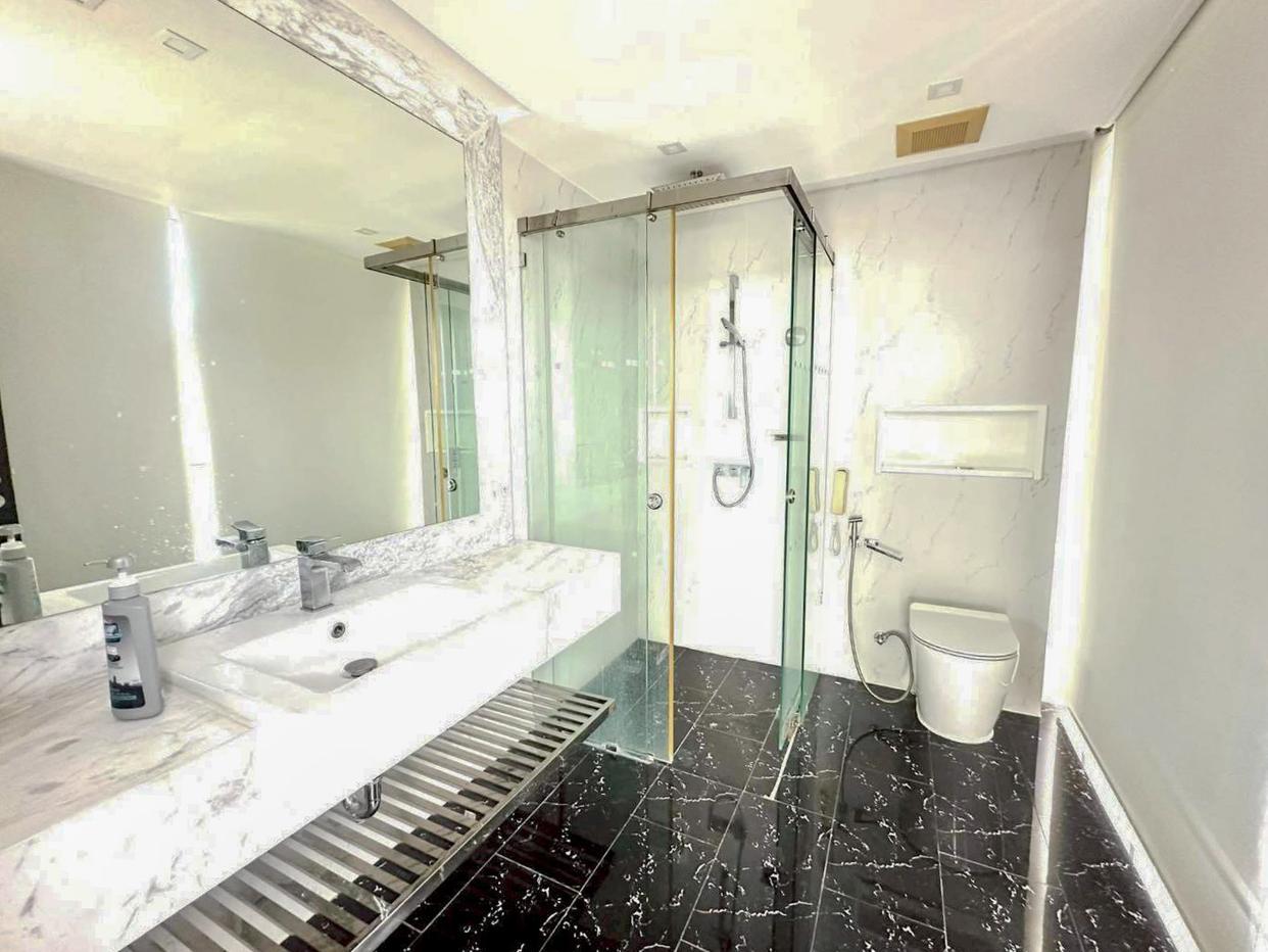 picture Sky Residence Pattaya Sea View Condo for Sale - 11/13