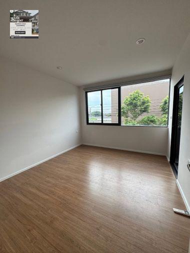 รูป 🏡 ให้เช่าทาวน์โฮม 3 ชั้น บ้านกลางเมือง บางนา-วงแหวน พร้อมเข้าอยู่ โลเคชั่นดีเดินทางสะดวก - รูปที่ 9/11