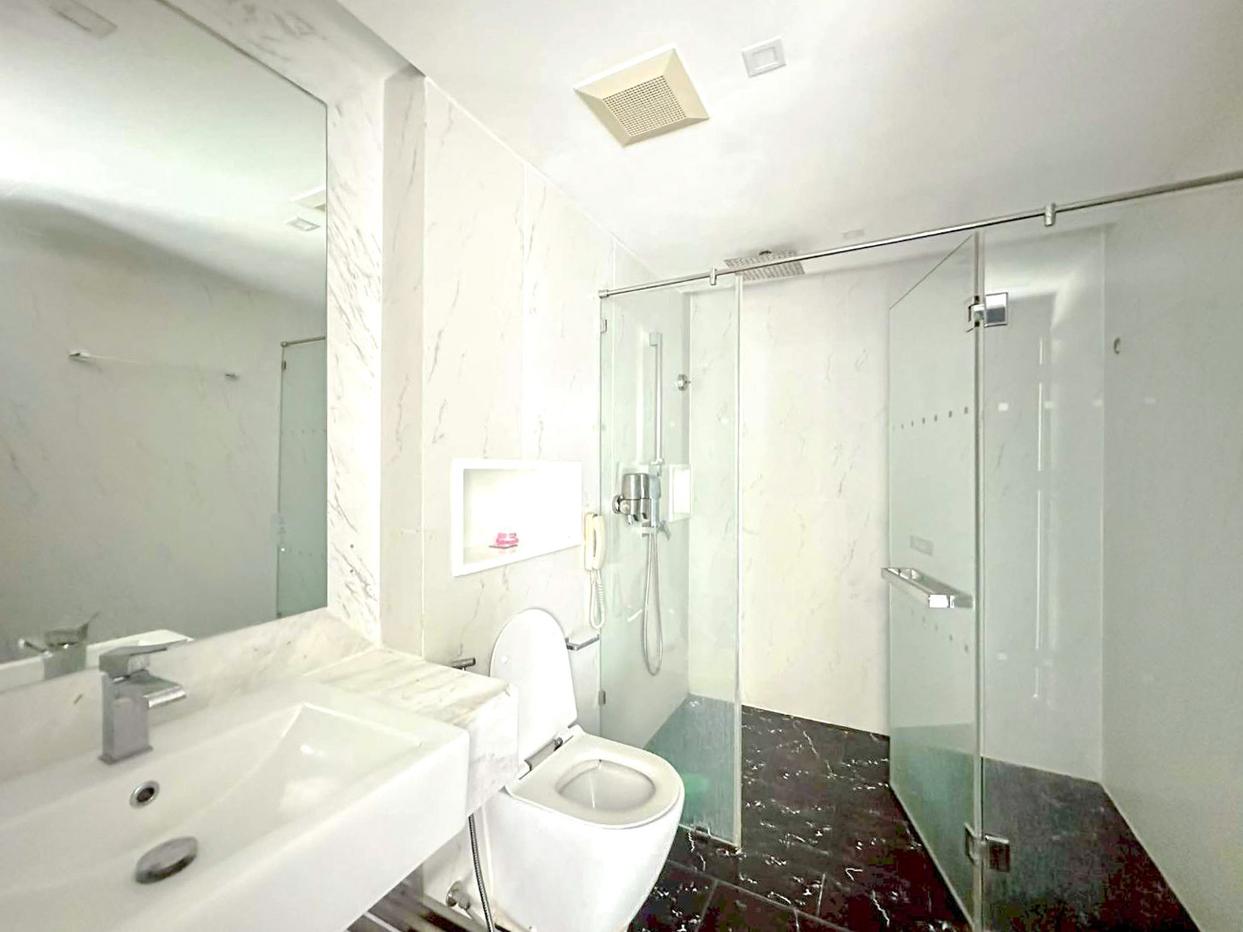 picture Sky Residence Pattaya Sea View Condo for Sale - 10/13