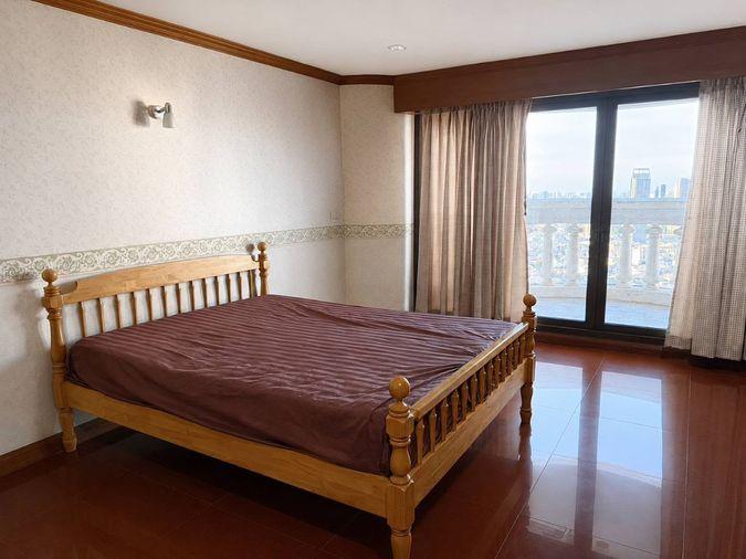 รูป ✅ ขายคอนโดห้องใหญ่ ทำเลทองใจกลางสีลม-สาทร ใกล้ BTS สะพานตากสิน ✅ State Tower Condominium - สเตท ทาวเวอร์ คอนโดมิเนียม - รูปที่ 1/5