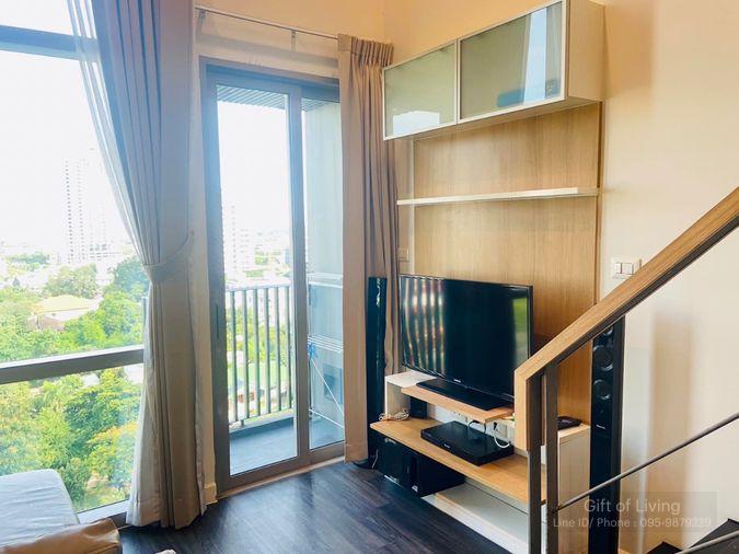 picture Pets Allowed IDEO Morph 38 300m to BTS Thong Lo Free Shuttle Service - 10/15