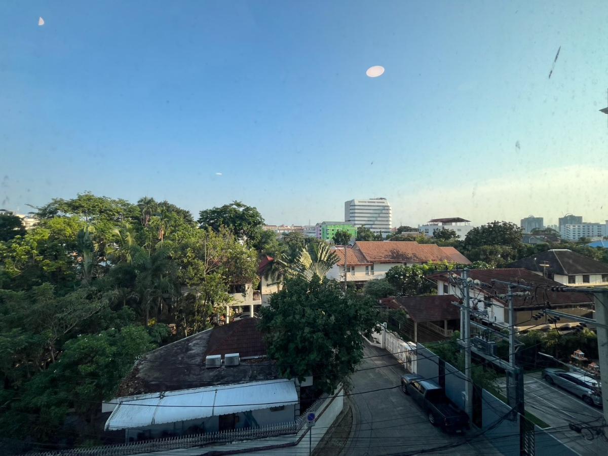 รูป 🔥 ขายด่วน! CYBIQ Ramkhamhaeng 24 - Rama 9 🔥  ราคาเพียง 2.72 ล้านบาท 🔥  - รูปที่ 18/23