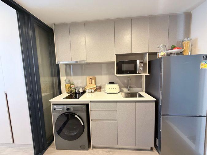 picture  The Crown Residences. Multiple units available  - 4/7
