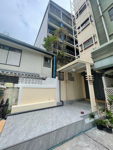picture Shophouse for rent, Surawong, Silom - 2/19