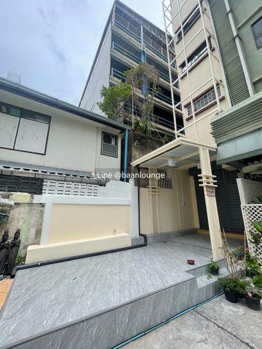 picture Shophouse for rent, Surawong, Silom - 2/19