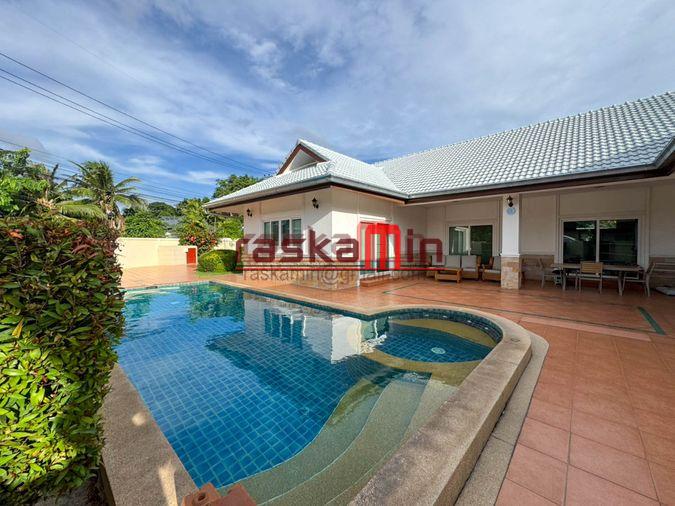 รูป พูลวิลล่า Impress House Pattaya บนที่ดิน 676 ตร.ม. พร้อมสระว่ายน้ำส่วนตัว ราคาเพียง 9.999 ล้านบาท - รูปที่ 1/28
