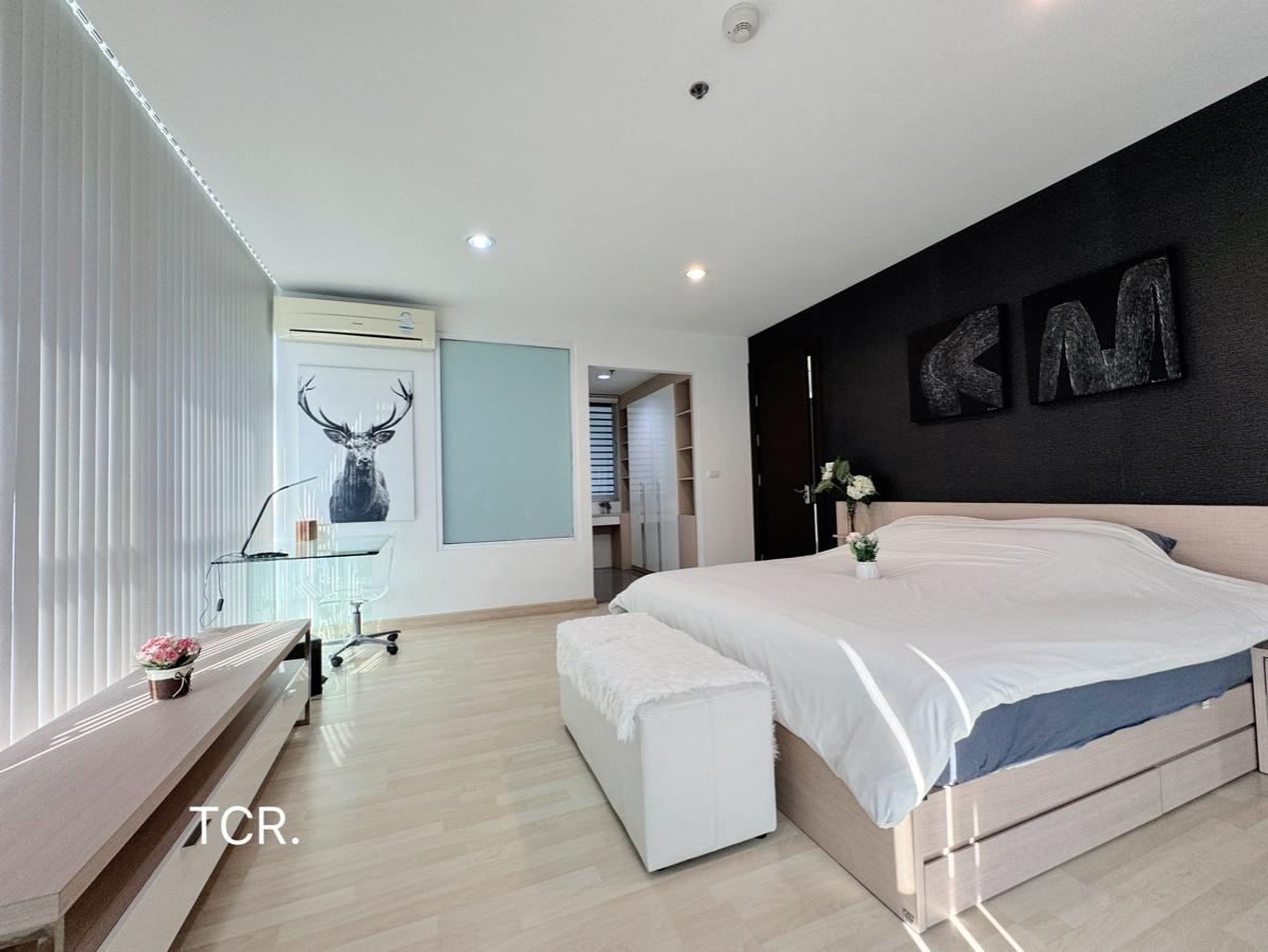 picture Ready to move in “𝐑𝐡𝐲𝐭𝐡𝐦 𝐑𝐚𝐭𝐜𝐡𝐚𝐝𝐚“ 2 Bedrooms Size 73.5 Sq.m. Near MRT-Ratchadapisek - 4/22