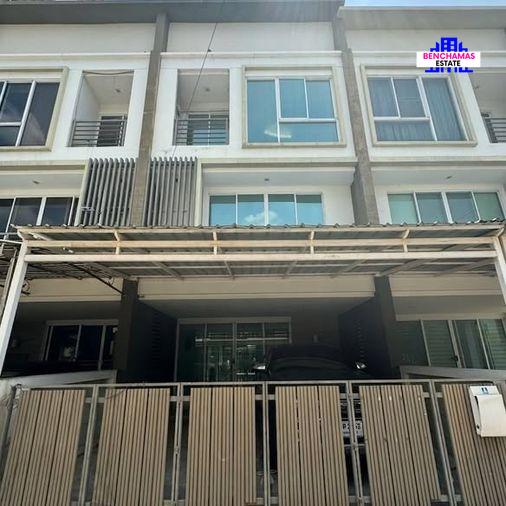 รูป 🔥 ขาย ทาวน์โฮมทำเลทอง ✅ ลุมพินี ทาวน์ เรสซิเดนซ์ ลาดพร้าว สเตชั่น (Lumpini Town Residence Ladprao Station) ใกล้ MRT ลาดพร้าว - รูปที่ 1/14
