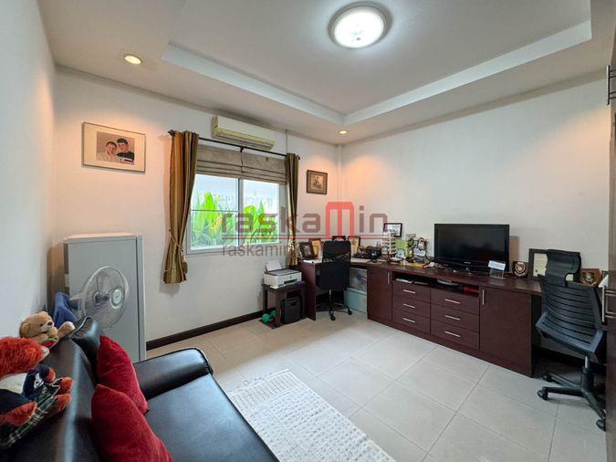 รูป พูลวิลล่า Impress House Pattaya บนที่ดิน 676 ตร.ม. พร้อมสระว่ายน้ำส่วนตัว ราคาเพียง 9.999 ล้านบาท - รูปที่ 18/28