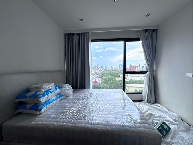 picture COCO PARC Luxury Condo Next to Lumpini Park - 7/11
