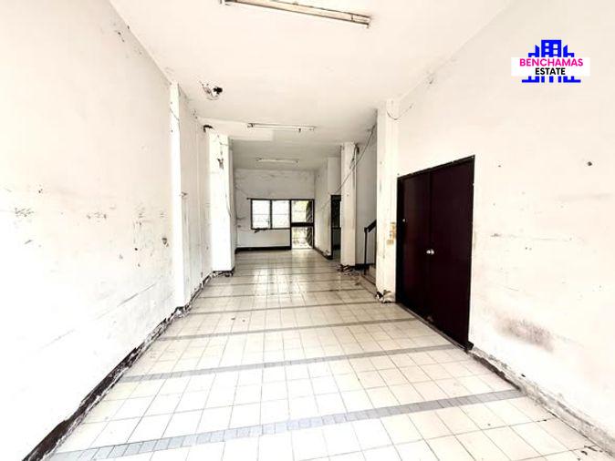 รูป 🔥 ขายทาวน์เฮ้าส์ 4 ชั้น✅ ทาวน์เฮ้าส์ ซอยรัชดาภิเษก 32 (Townhouse Soi Ratchadapisek 32) ใกล้ MRT ลาดพร้าว - รูปที่ 2/7