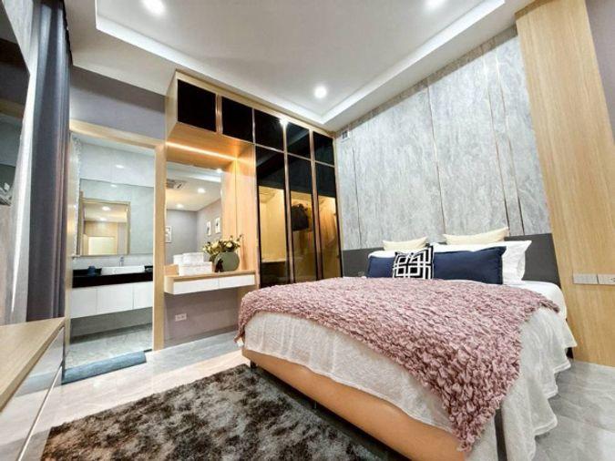 picture Luxury pool villa in a premium location near Map Prachan, Pattaya, offering a peaceful atmosphere. - 11/19