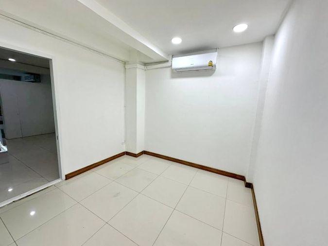 รูป 🐶🐱Pet-friendly HK0119♛♚โฮมออฟฟิศ ให้เช่า𝓼ขาย 8 ห้องนอน⚝ลาดพร้าว♜MRT โชคชัย 4∞099-5919653,065-9423251▚Line@sureresidence - รูปที่ 5/11