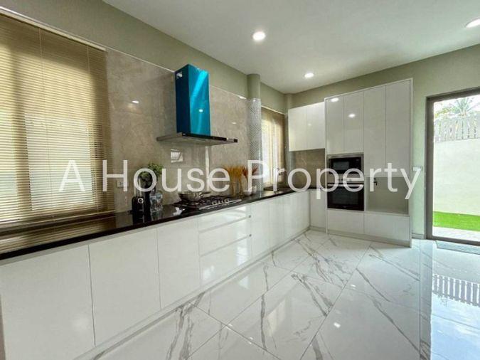 picture Luxury pool villa in a premium location near Map Prachan, Pattaya, offering a peaceful atmosphere. - 7/19